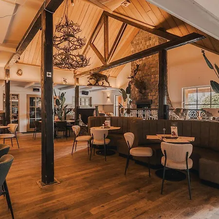 Familiechalet - Veluwe - Zwembad - Gratis Parkeren *